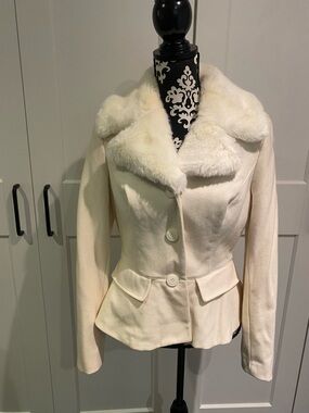 bebe Ivory Faux Fur Collar Peplum Jacket